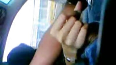 Un chico joven con barba excitó a una mujer por tener sexo videos pornos muy cerdas genial con él.