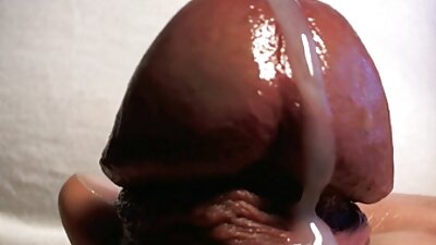 Un hombre le lame el coño a cerdas porn una mujer madura, y ella se la chupa antes del sexo.