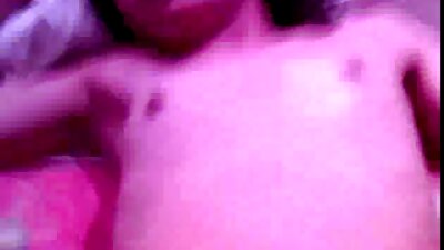 Un chico xxx video cerdas con una pequeña polla lame el coño peludo de una mujer en el hospital.