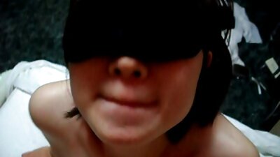 Video de mierda de xxx videos cerdas la prueba de pantalla de una chica delgada.